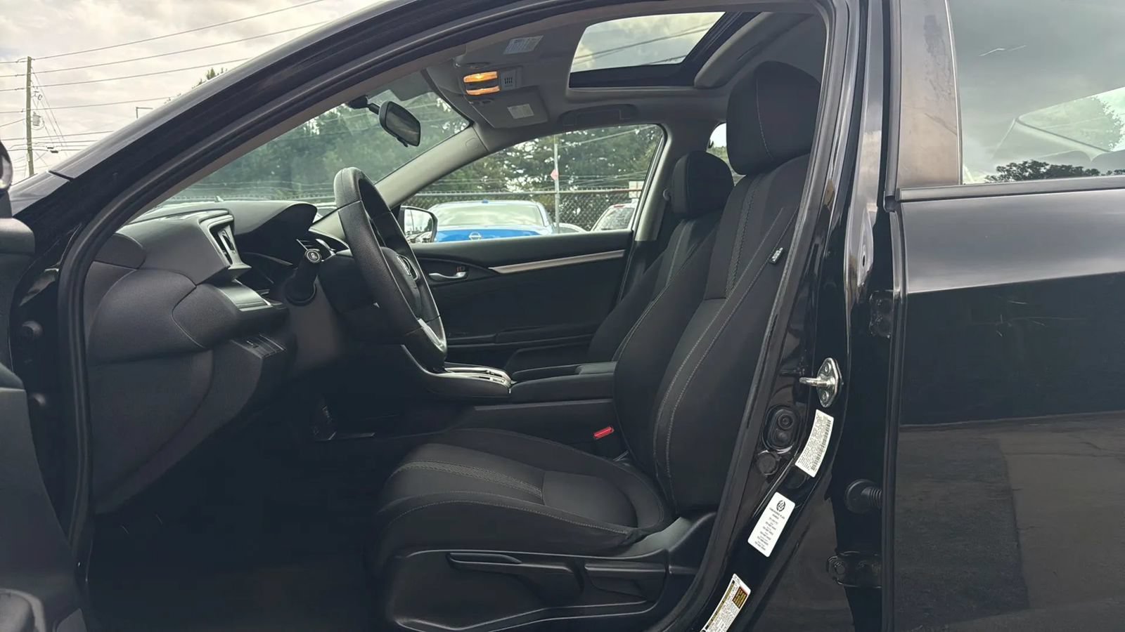 Used 2018 Honda Civic EX image 10