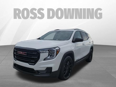 Certified 2024 GMC Terrain SLE w/ Elevation Edition FWD image 2