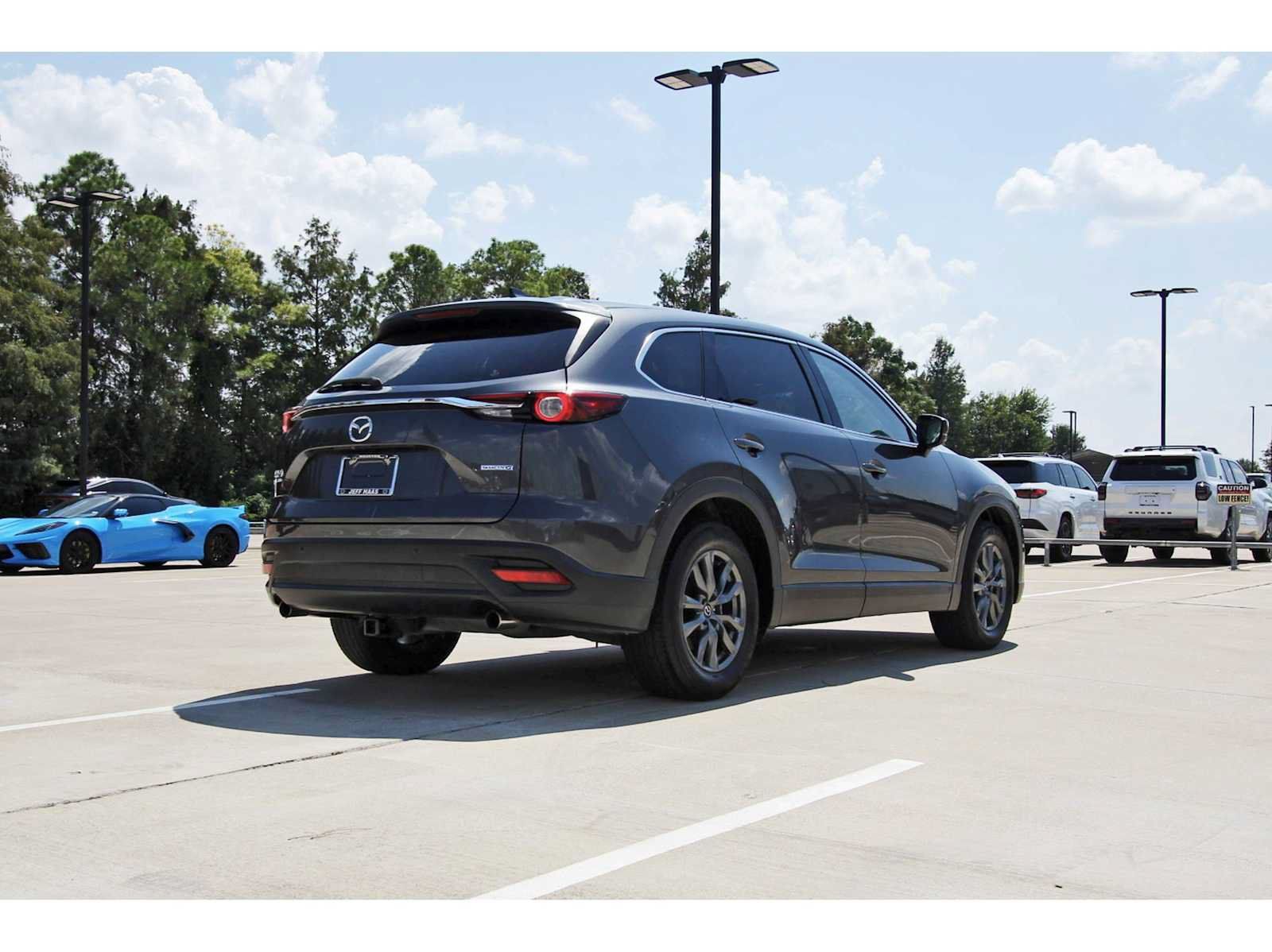 Used 2021 MAZDA CX-9 Touring w/ Touring Premium Package AWD/4WD image 3