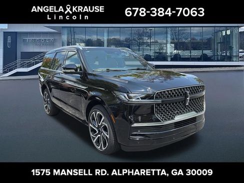 New 2027 Lincoln Navigator Reserve AWD/4WD image 1