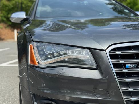 Used 2014 Audi S8 AWD/4WD image 19