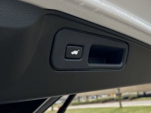 Certified 2024 Honda Passport Black Edition image 17