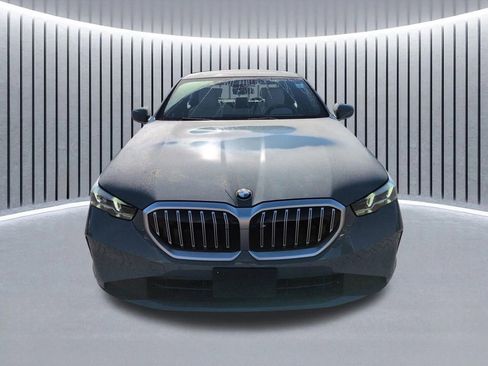 Certified 2024 BMW 530i xDrive w/ Premium Package image 10