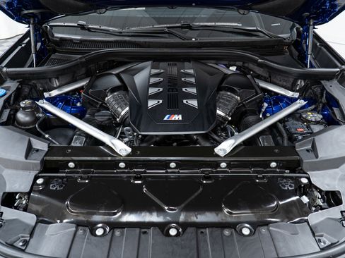 Certified 2025 BMW X5 M60i image 9