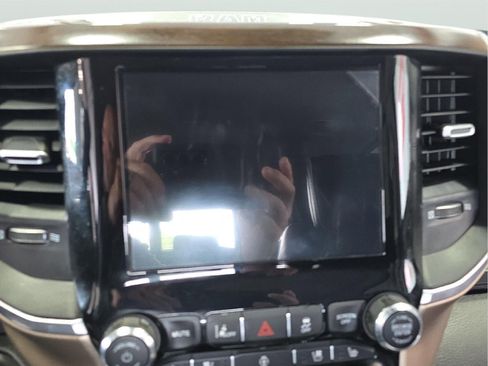 Used 2024 RAM 2500 Laramie w/ Safety Group AWD/4WD image 15