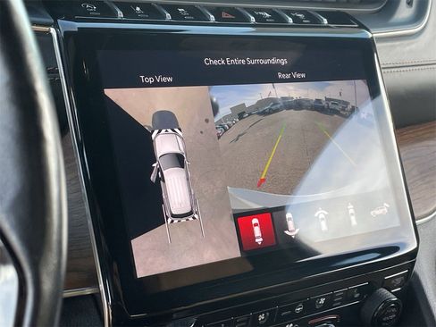 Used 2021 Jeep Grand Cherokee L Summit w/ Advanced Protech Group IV image 25