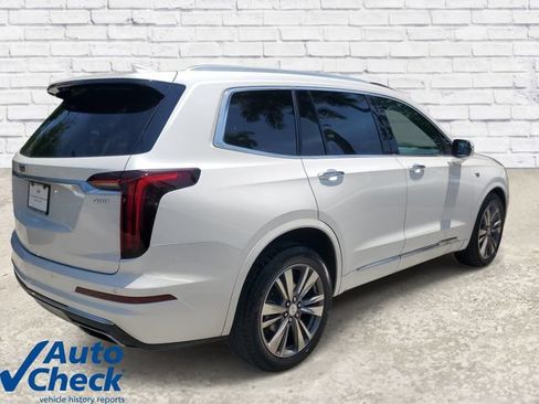 Used 2021 Cadillac XT6 Premium Luxury FWD image 4