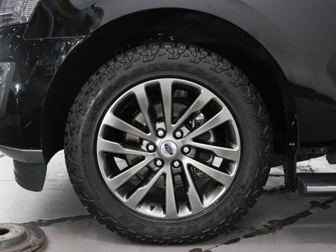 Used 2020 Ford Expedition Max Limited AWD/4WD image 30