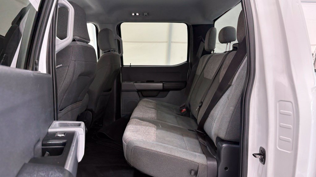 Used 2024 Ford F350 XLT w/ FX4 Off-Road Package AWD/4WD image 17