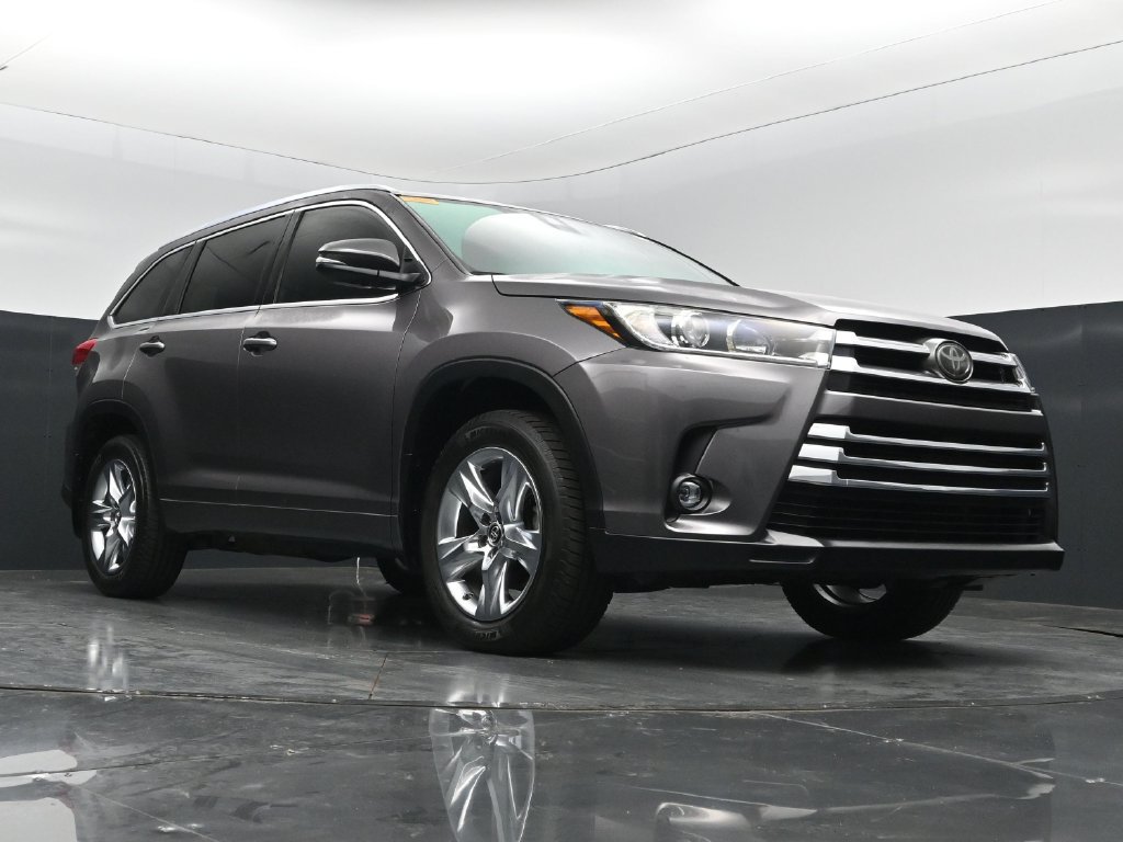 Used 2019 Toyota Highlander Limited AWD/4WD image 19