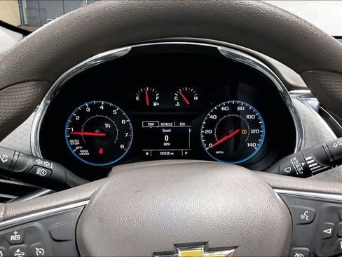 Used 2020 Chevrolet Malibu LT FWD image 12
