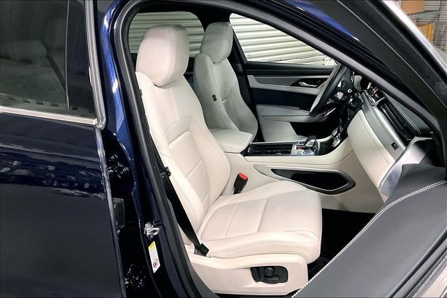 Certified 2026 Jaguar F-PACE R-Dynamic S AWD/4WD image 6
