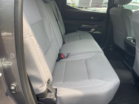 Used 2025 Toyota Tundra SR5 AWD/4WD image 18