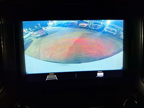 Used 2021 Chevrolet Silverado 1500 LT w/ Z71 Off-Road Package image 20