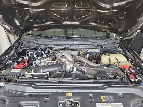 Used 2021 Ford F250 Lariat w/ Chrome Package AWD/4WD image 9