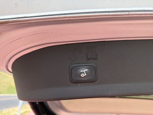 Used 2014 Ford Escape Titanium w/ Equipment Group 401A image 24