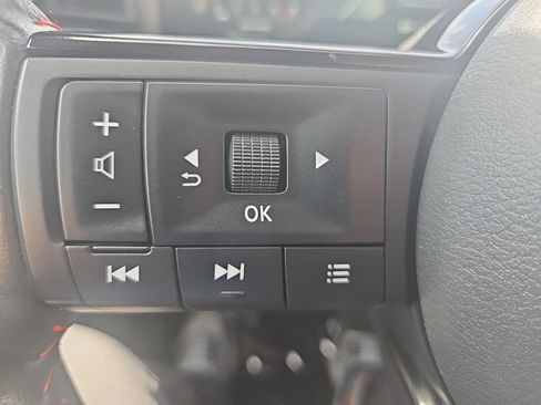 Used 2026 Nissan Kicks SR w/ Cold Weather Package AWD/4WD image 15