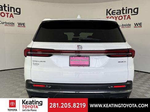 Used 2025 Buick Enclave Preferred image 6