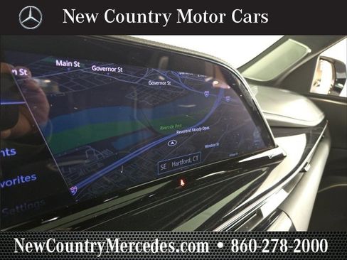 Used 2023 Cadillac Escalade V w/ LPO, ONYX Package image 34