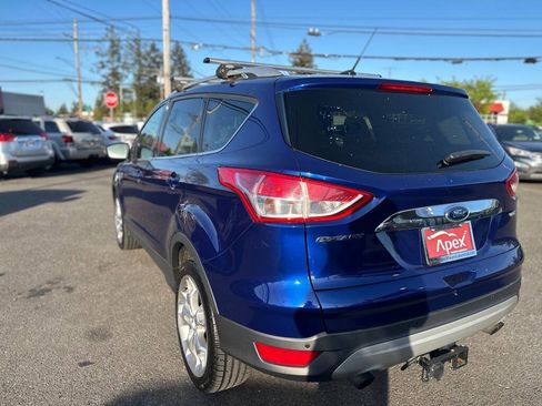 Used 2014 Ford Escape Titanium w/ Equipment Group 401A AWD/4WD image 9
