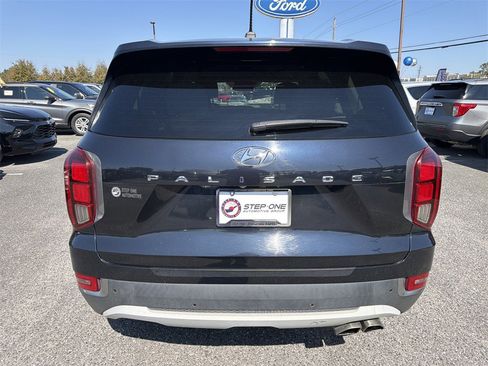 Used 2020 Hyundai Palisade SEL w/ Convenience Package image 6