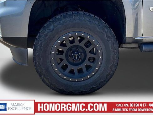 Used 2021 GMC Canyon Elevation w/ Driver Alert Package AWD/4WD image 32