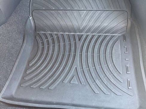 Used 2024 Toyota Prius Prime Premium image 37