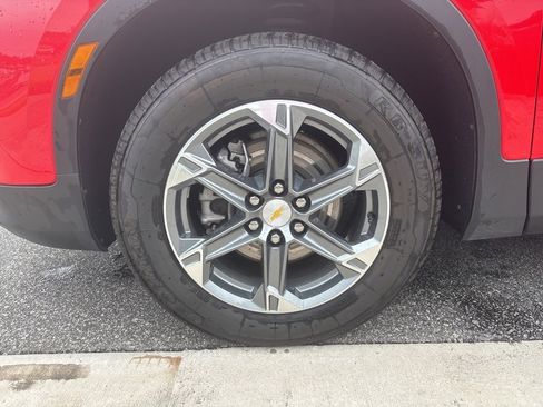 Used 2023 Chevrolet Blazer LT image 13