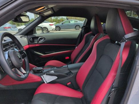 Used 2024 Nissan Z Performance w/ Floor Mat Package image 14