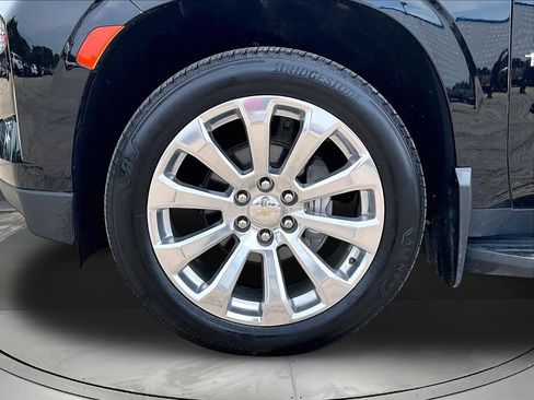 Used 2021 Chevrolet Tahoe Premier w/ Premium Package AWD/4WD image 36