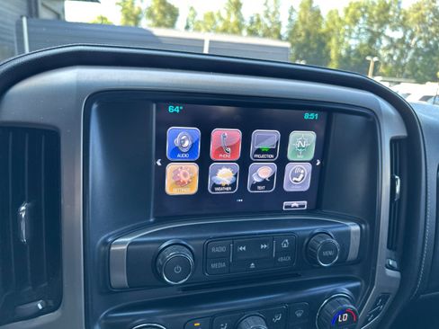 Used 2018 GMC Sierra 1500 Denali w/ Denali Ultimate Package AWD/4WD image 12