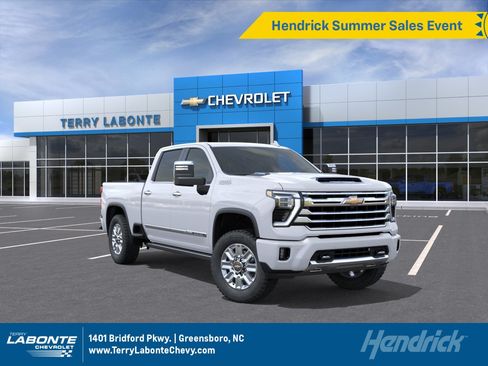 New 2026 Chevrolet Silverado 2500 High Country w/ High Country Premium Package AWD/4WD image 1