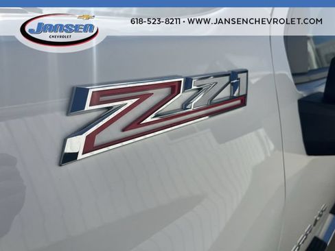 Used 2025 Chevrolet Silverado 2500 LT AWD/4WD image 31