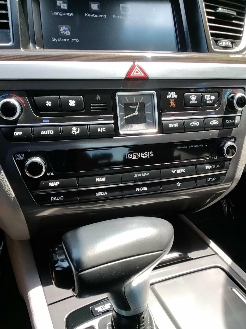 Used 2019 Genesis G80 3.8 AWD/4WD image 26