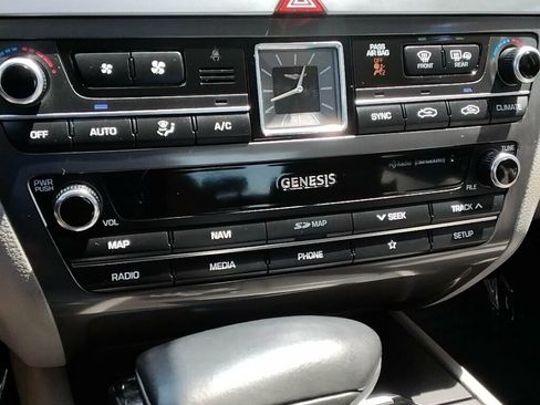 Used 2019 Genesis G80 3.8 AWD/4WD image 26