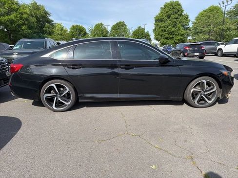 Used 2019 Honda Accord Sport image 6