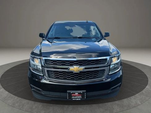 Used 2019 Chevrolet Suburban LT AWD/4WD image 4