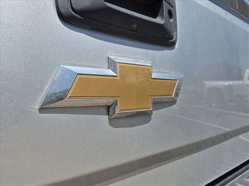 Used 2018 Chevrolet Silverado 1500 LT w/ Texas Edition RWD image 16