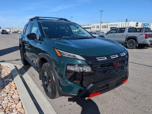 New 2026 Nissan Rogue SV AWD/4WD image 4