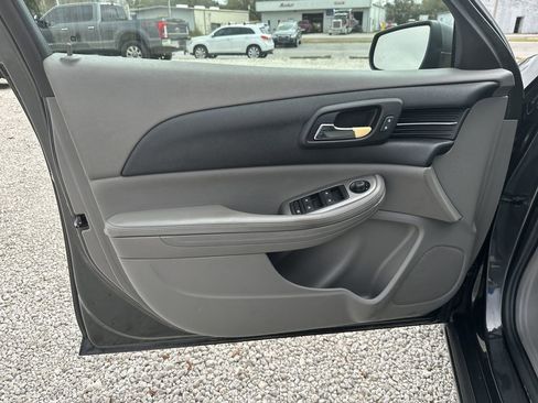 Used 2015 Chevrolet Malibu LS w/ Protection Package image 10