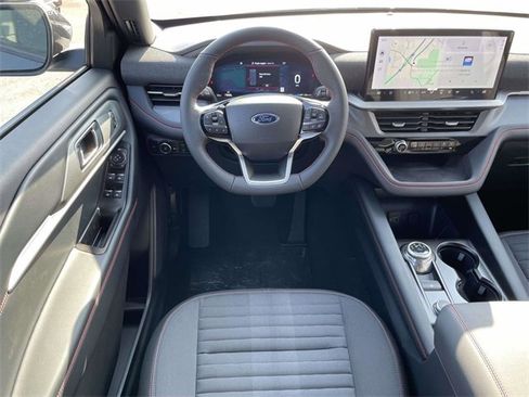 New 2026 Ford Explorer ST-Line image 7