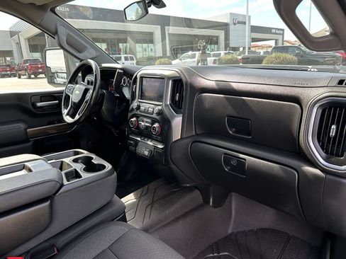 Used 2022 Chevrolet Silverado 2500 LT w/ Convenience Package AWD/4WD image 13