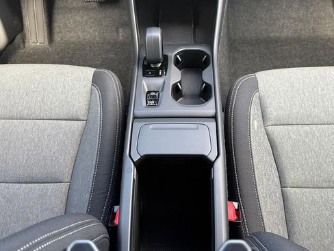 New 2026 Volvo XC40 B5 Core w/ Climate Package AWD/4WD image 15