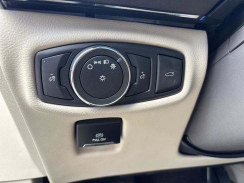 Used 2017 Lincoln MKZ Select w/ Select Plus Package image 22