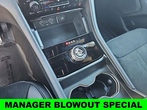 New 2025 Jeep Grand Cherokee Altitude AWD/4WD image 24
