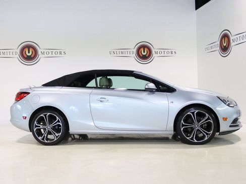 Used 2018 Buick Cascada Premium FWD image 11