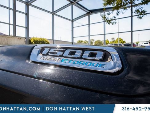 Used 2022 RAM 1500 Big Horn AWD/4WD image 37