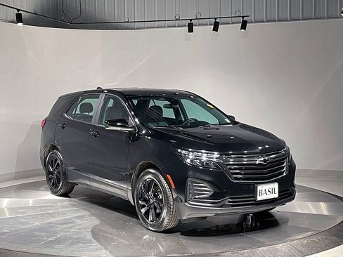 Used 2023 Chevrolet Equinox LS w/ Midnight Edition image 34