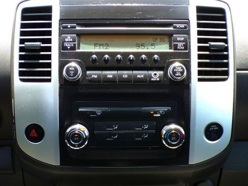 Used 2015 Nissan Frontier S w/ S Preferred Package RWD image 13