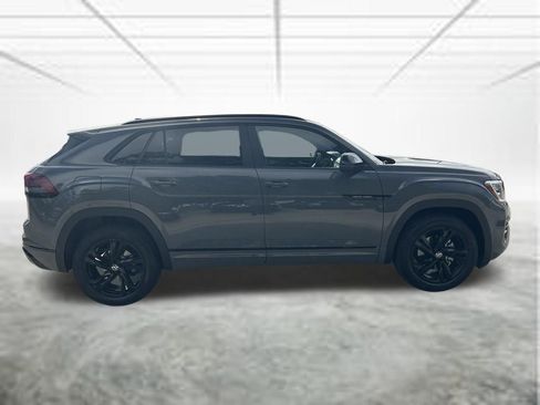 New 2026 Volkswagen Atlas Cross Sport SEL R-Line AWD/4WD image 6